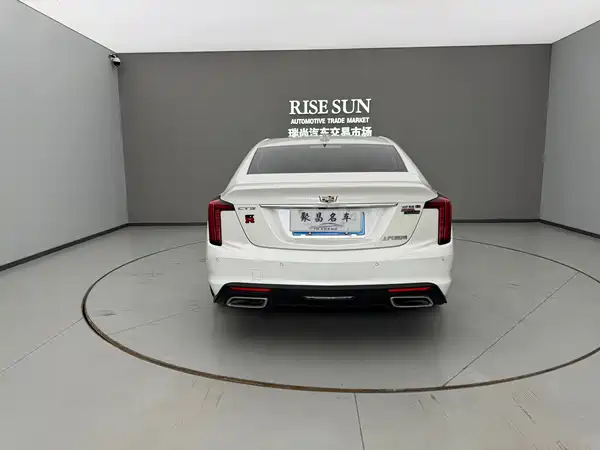 Cadillac CT5 2023