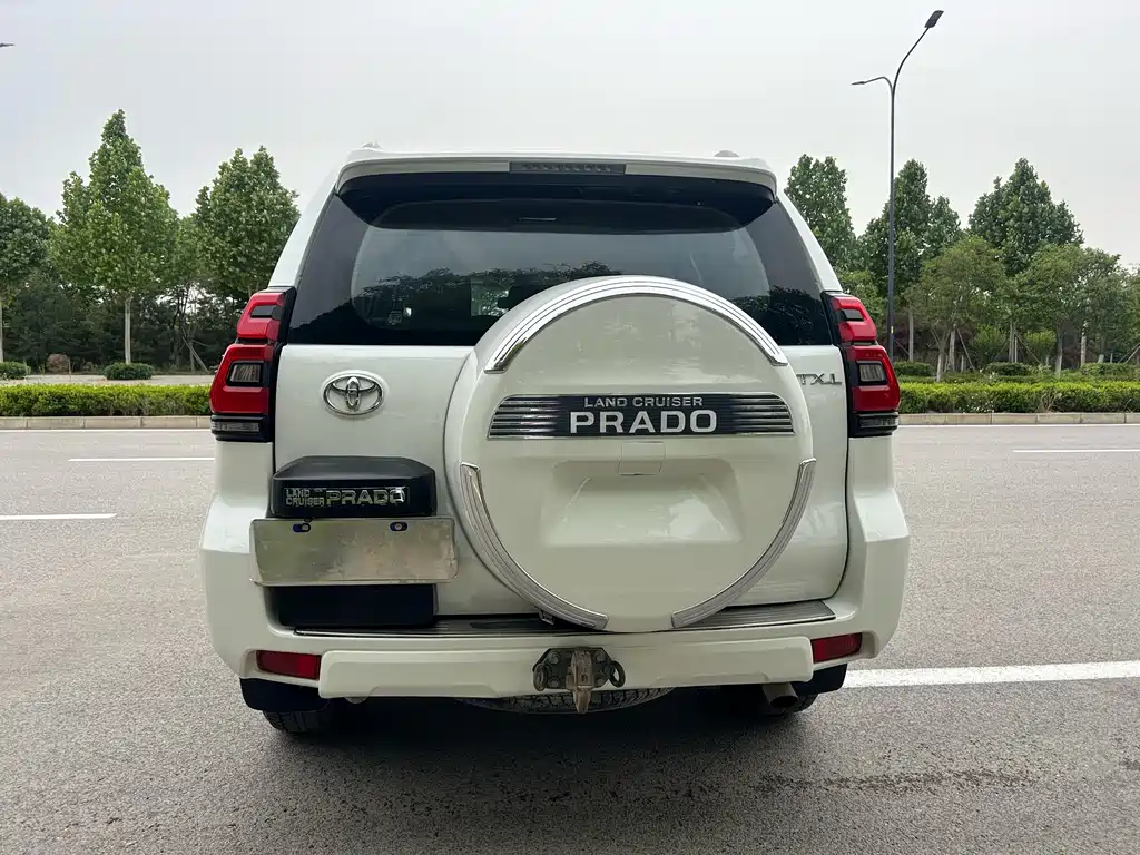 Toyota Prado 2023 — фото 12