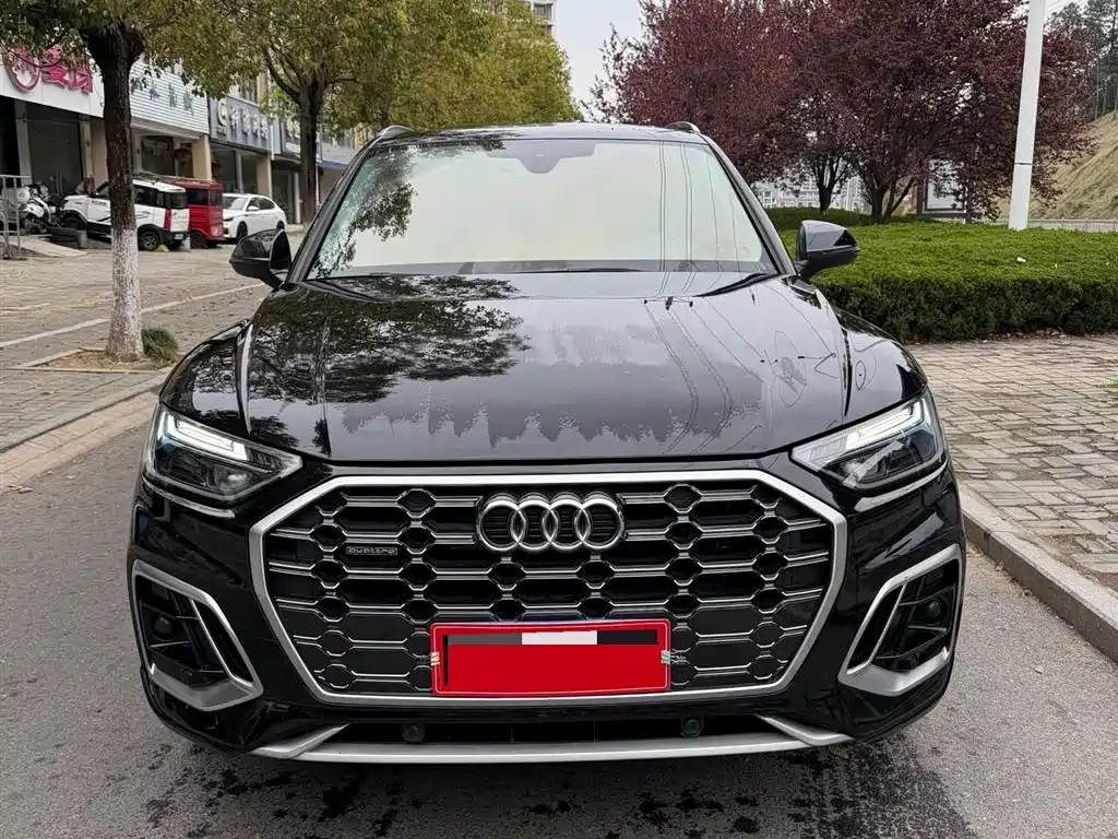 Audi Q5L 2022 — фото 2
