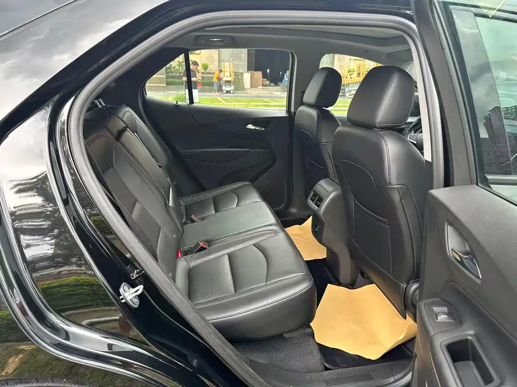 Chevrolet Equinox 2019 — фото 10