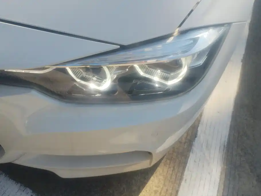 BMW 3 Series 2018
