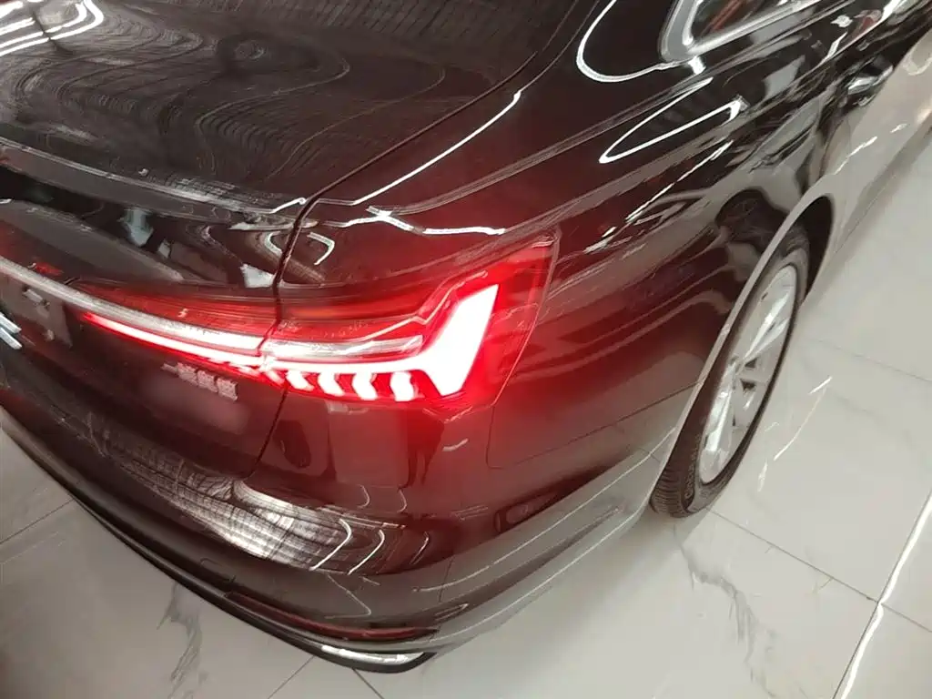 Audi A6L 2020 — фото 8