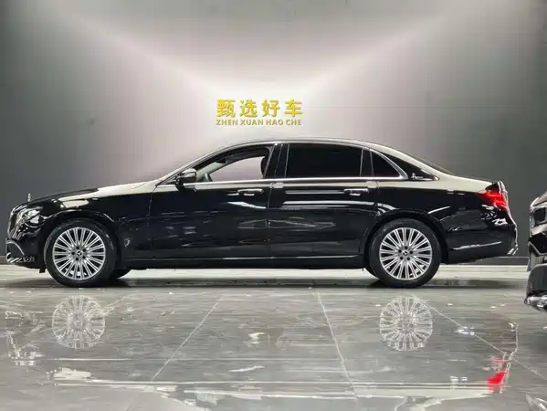 Mercedes-Benz E-Class 2020