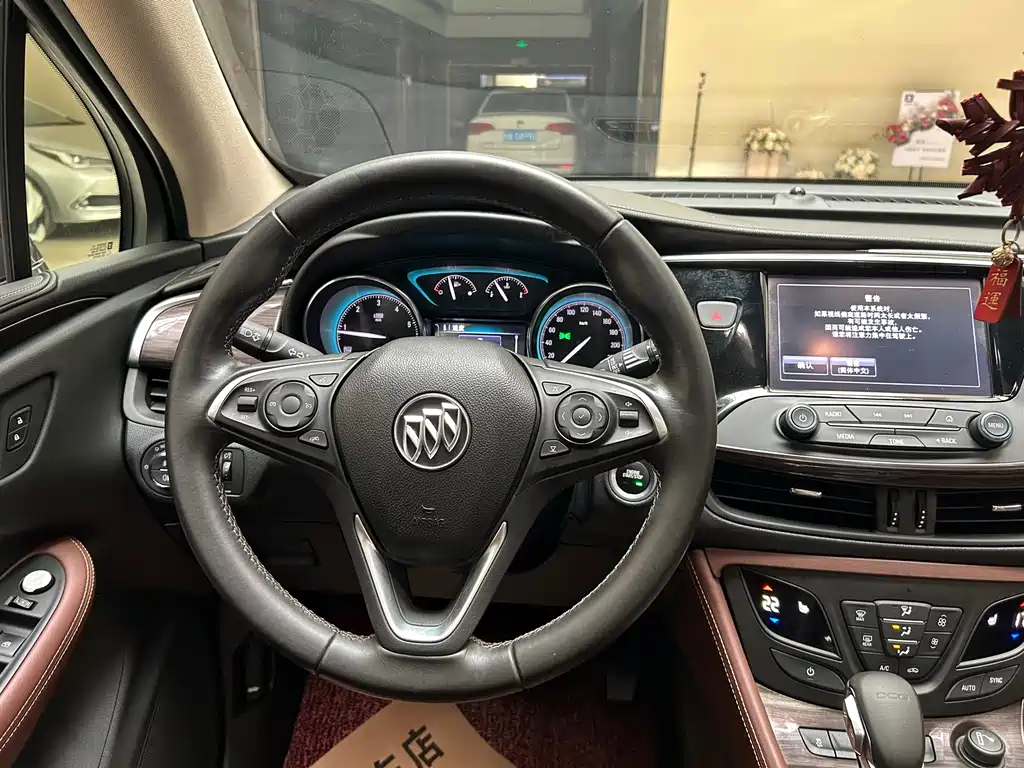 Buick Envision Plus 2017 — фото 18