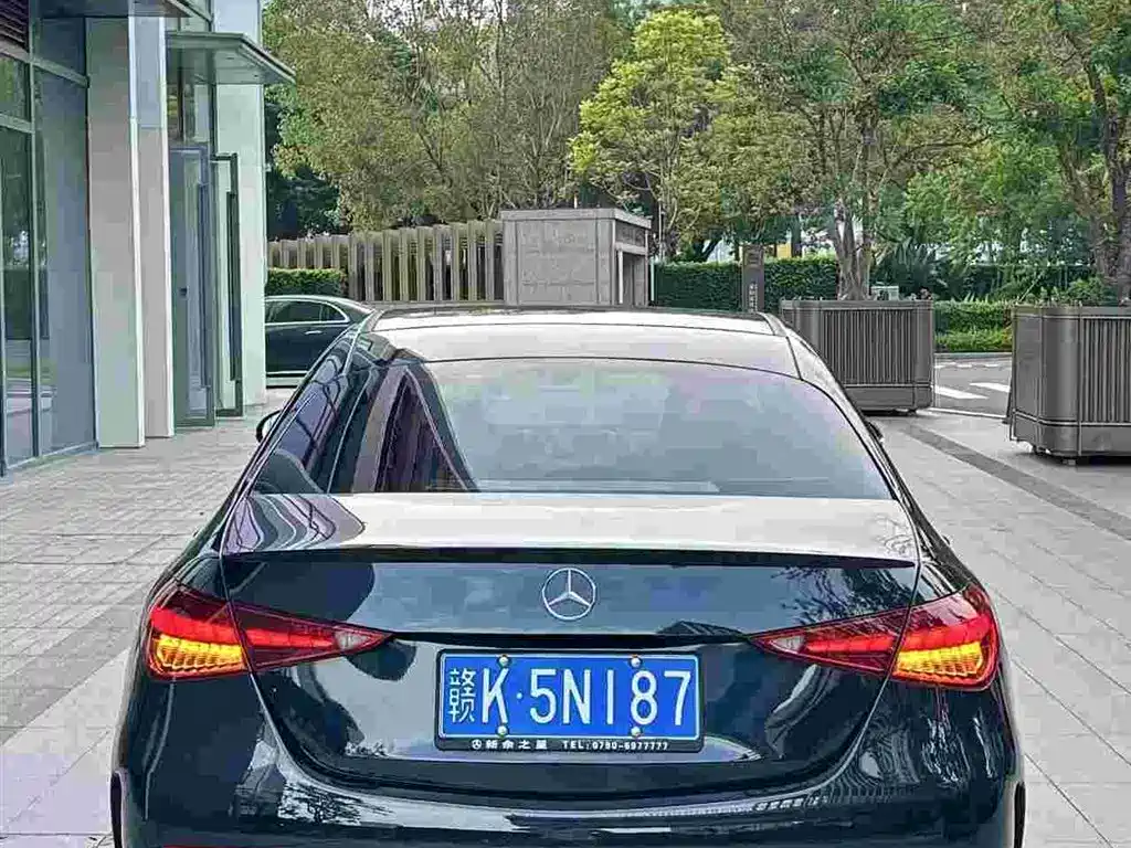 Mercedes-Benz C-Class 2023 — фото 4