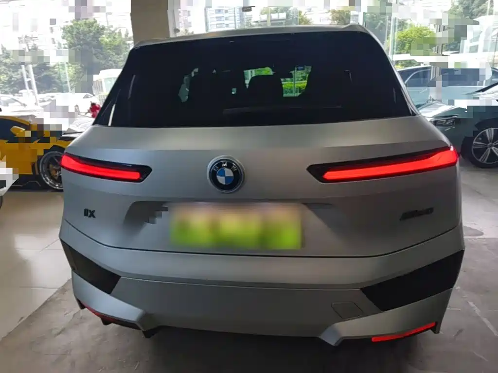 BMW iX 2023