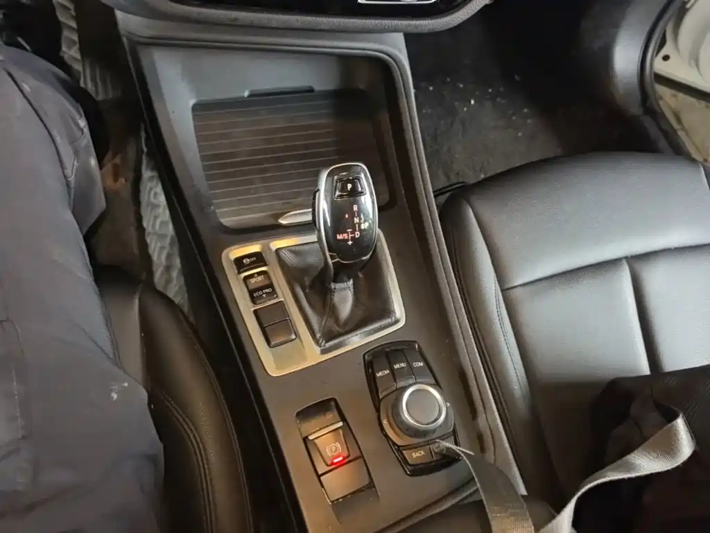BMW 1 Series 2020 — фото 19