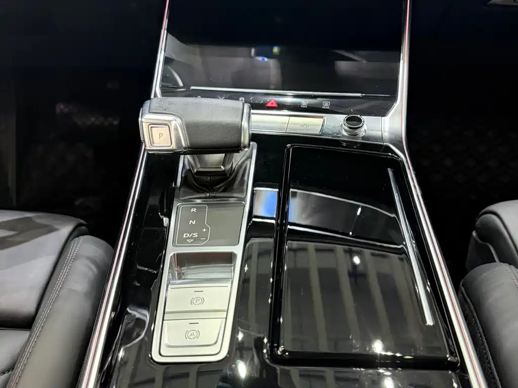 Audi A7 2022 — фото 11