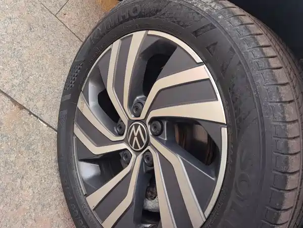 Volkswagen Bora 2023