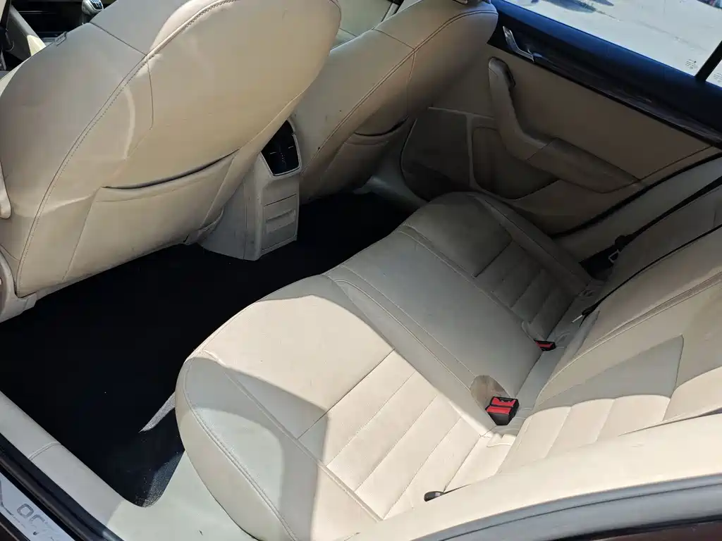 Skoda Octavia 2015 — фото 4