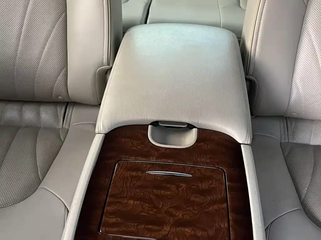 Infiniti QX80 2018 — фото 33