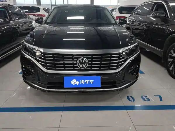 Volkswagen Passat 2022