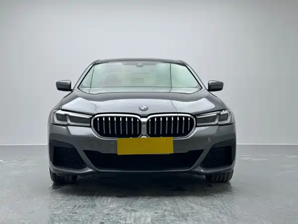 BMW 5 Series 2023