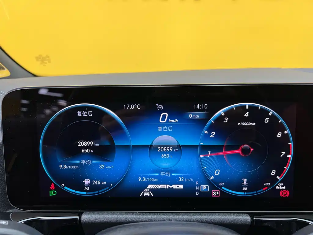 Mercedes-Benz GLA AMG 2023 — фото 25