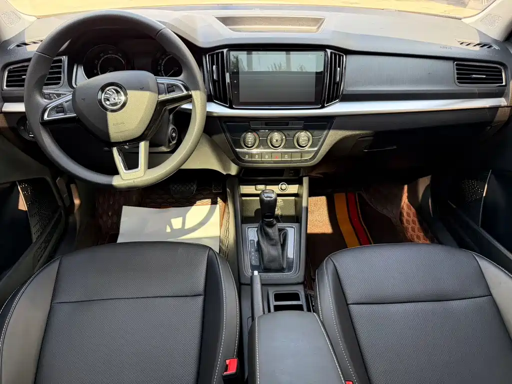 Skoda Kamiq 2023 — фото 18