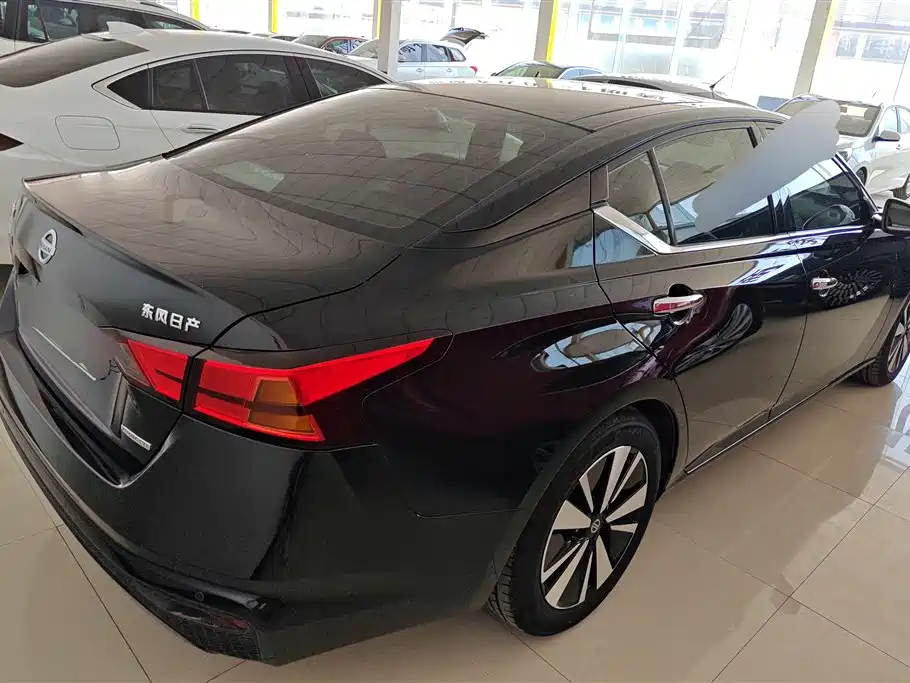Nissan Teana 2021 — фото 3