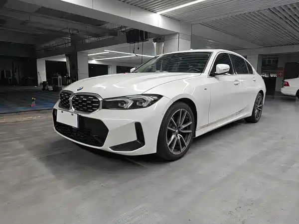 BMW 3 Series 2025