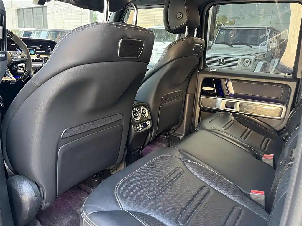 Mercedes-Benz G-Class 2023 — фото 11