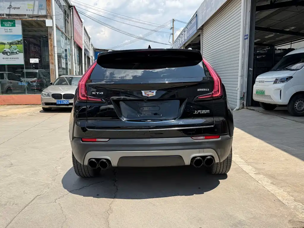 Cadillac XT4 2019 — фото 11