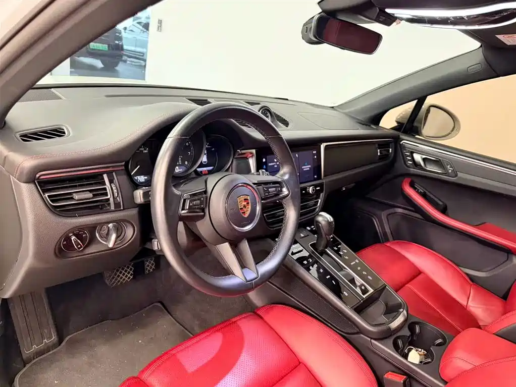 Porsche Macan 2024 — фото 10