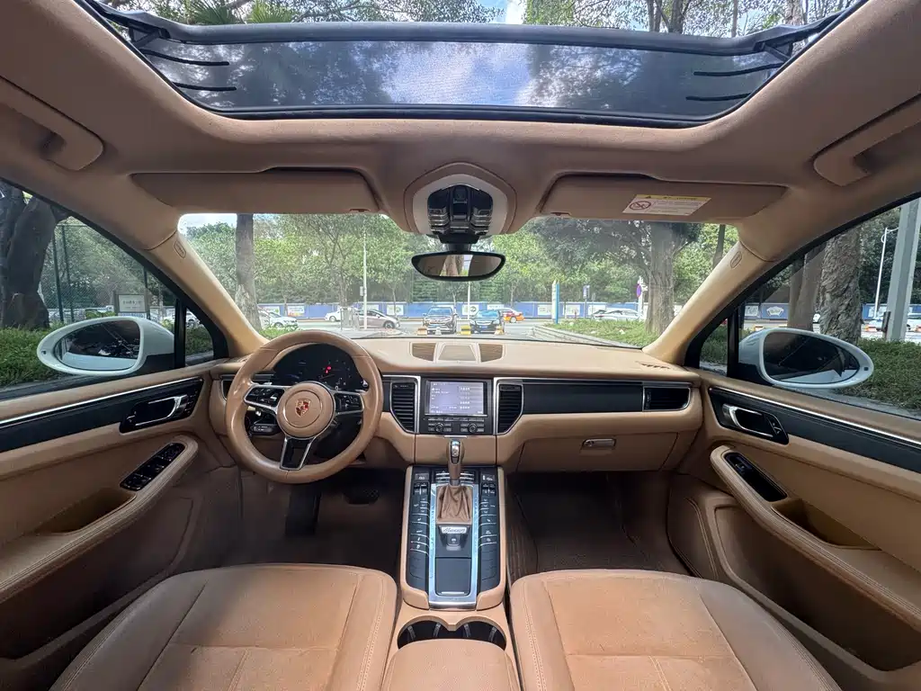 Porsche Macan 2015 — фото 15