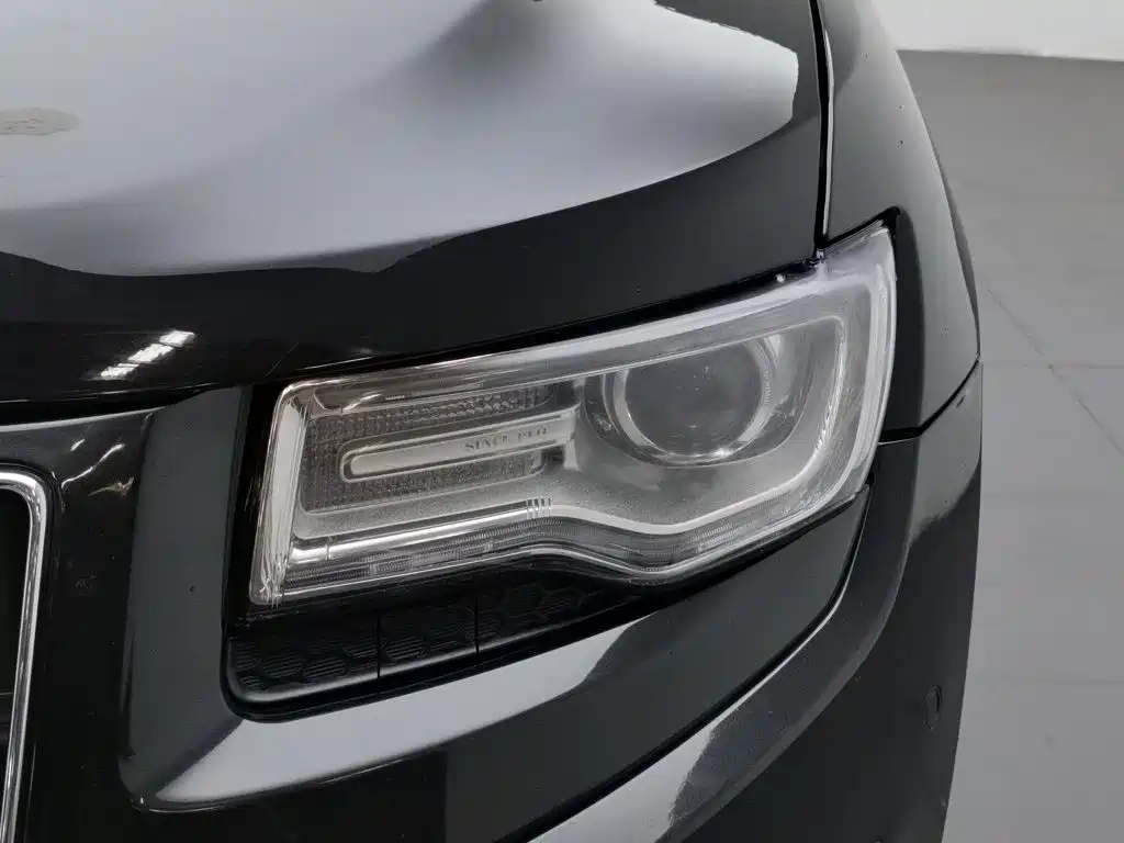 Jeep Grand Cherokee 2014