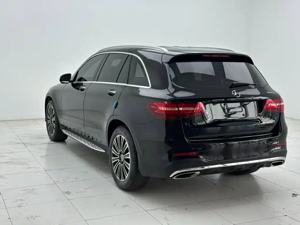 Mercedes-Benz GLC 2018 — фото 9