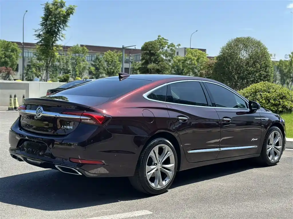 Buick LaCrosse 2022 — фото 12