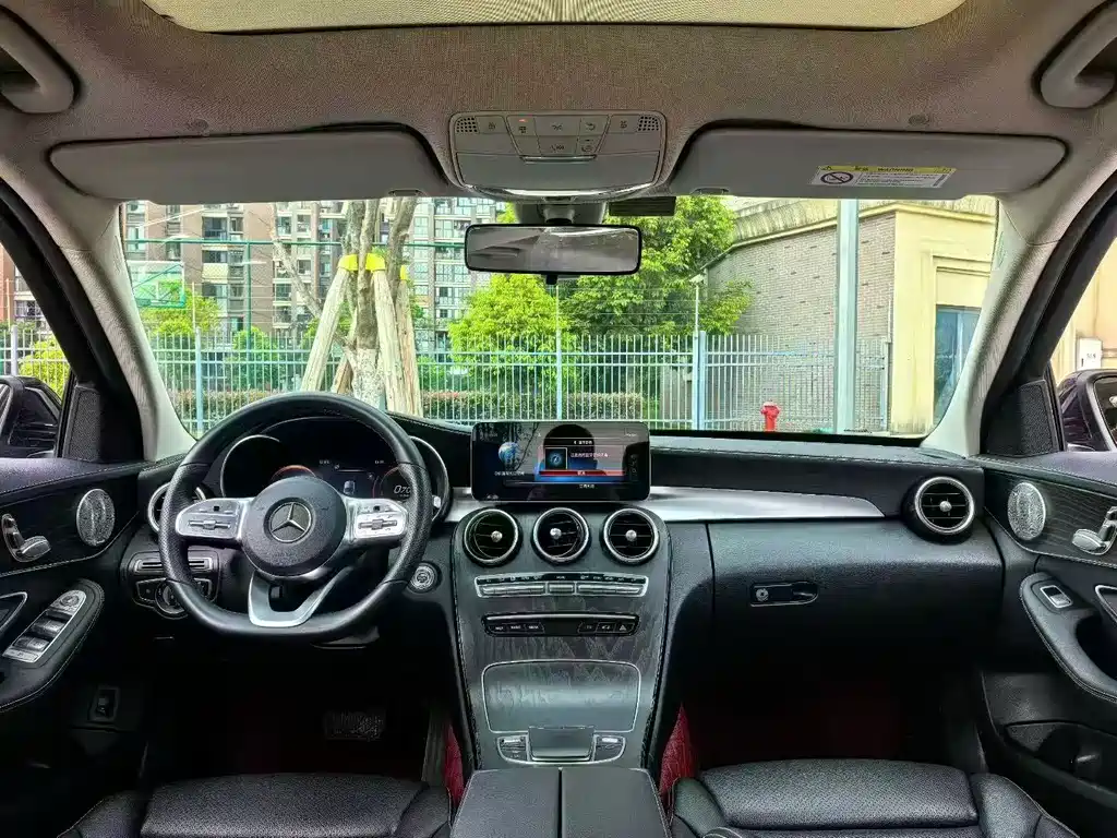 Mercedes-Benz C-Class 2021