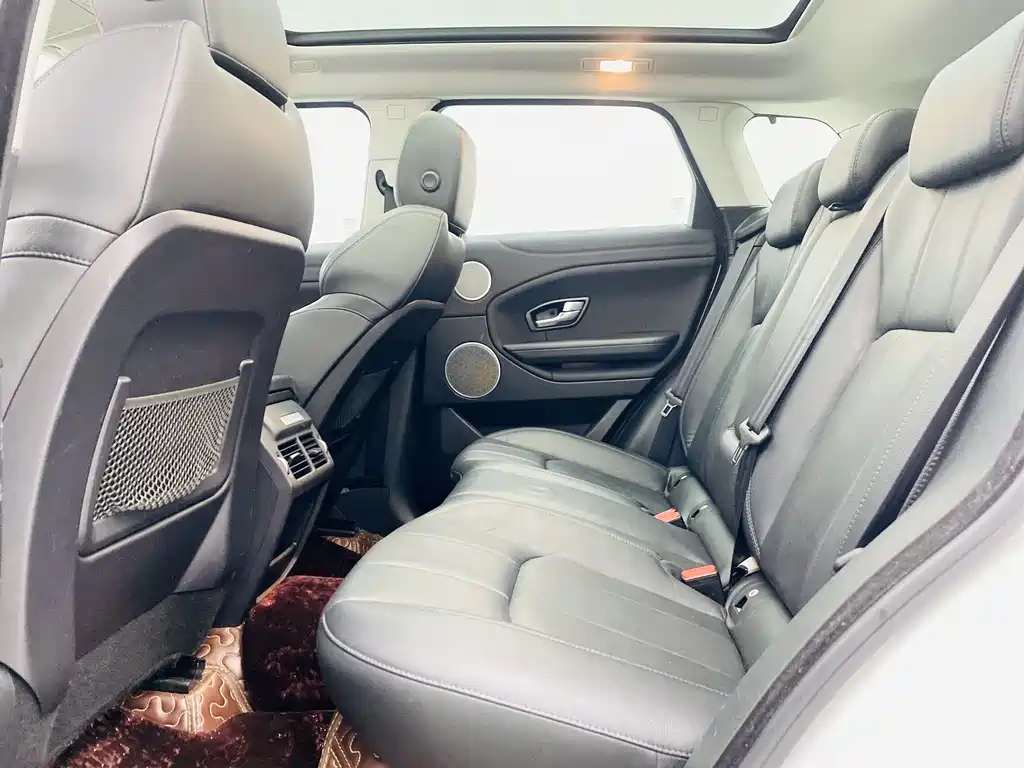 Land Rover Evoque 2019 — фото 16