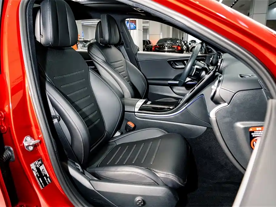 Mercedes-Benz C-Class 2022 — фото 18