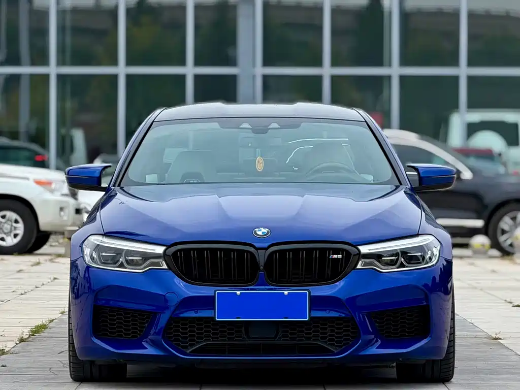 BMW M5 2018 — фото 2