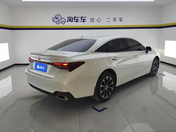 Toyota Avalon 2023