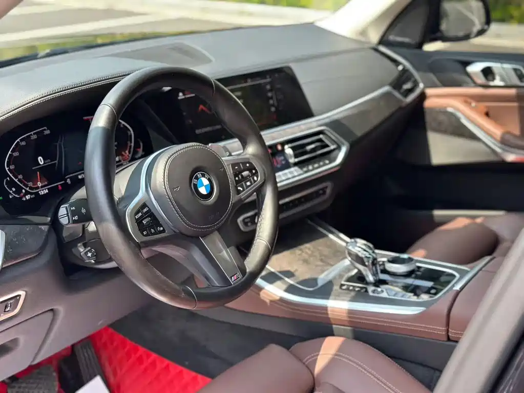 BMW X5 2019 — фото 8