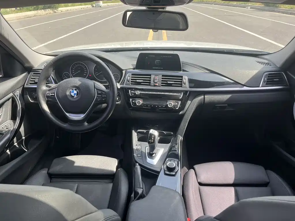 BMW 3 Series 2018