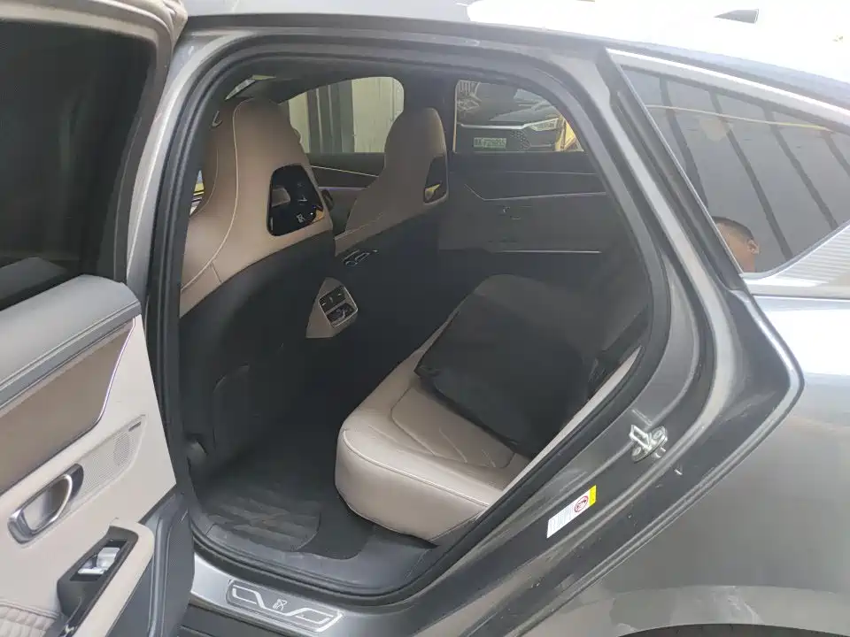 BYD Han 2024
