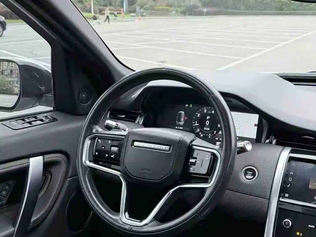 Land Rover Discovery Sport 2021 — фото 6