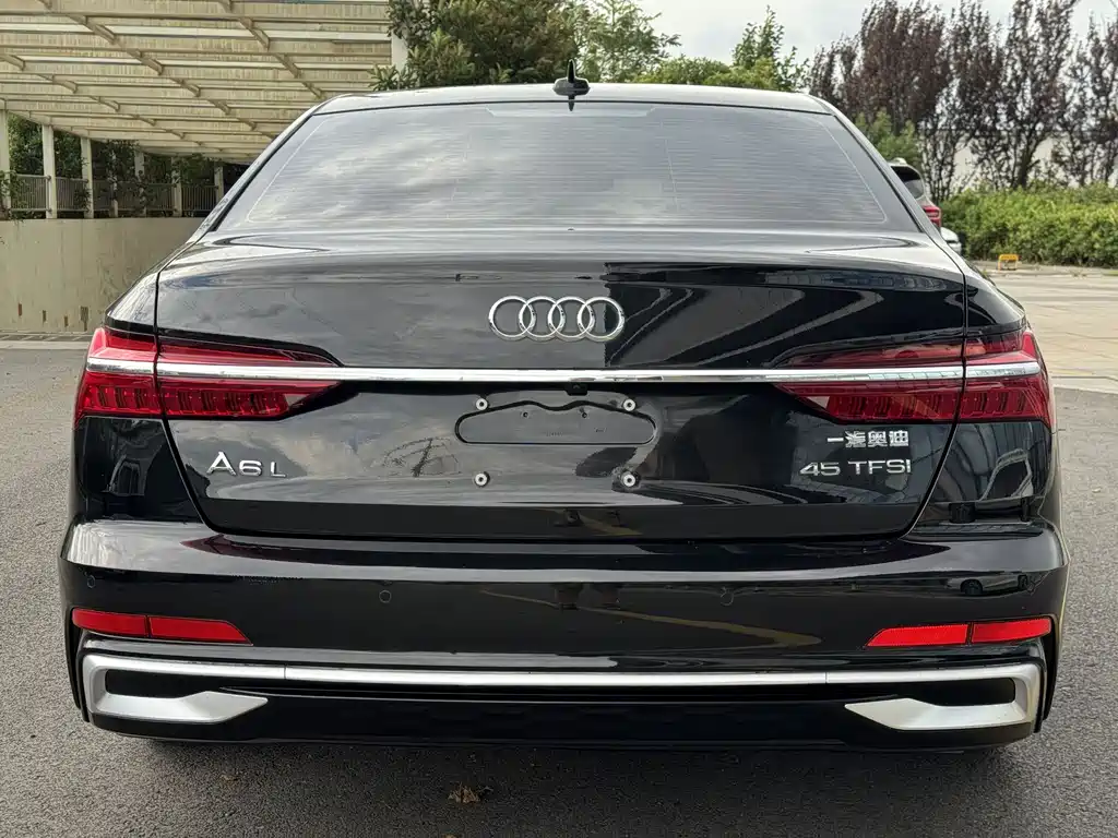 Audi A6L 2024 — фото 21