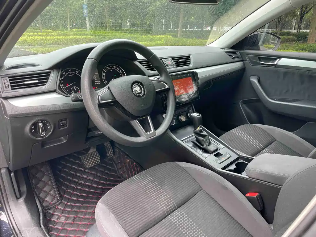 Skoda Speedy 2018 — фото 12
