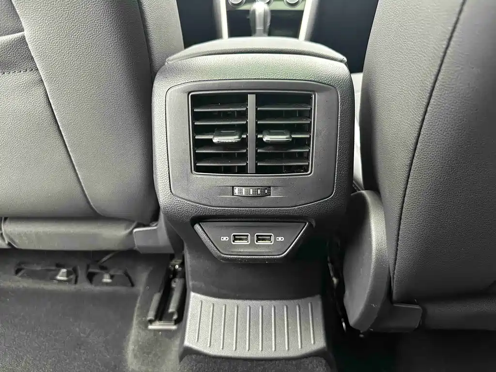 Volkswagen T-Roc 2022 — фото 13