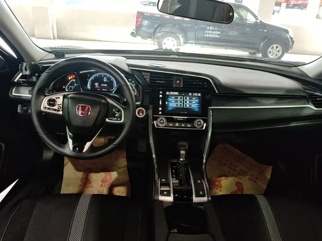 Honda Civic 2021 — фото 10