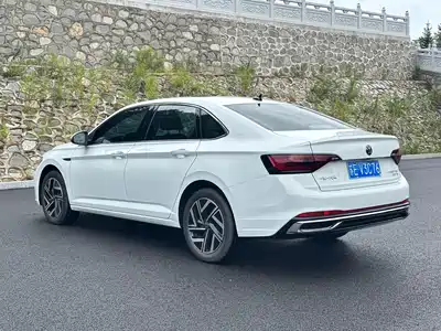 Volkswagen Sagitar 2023