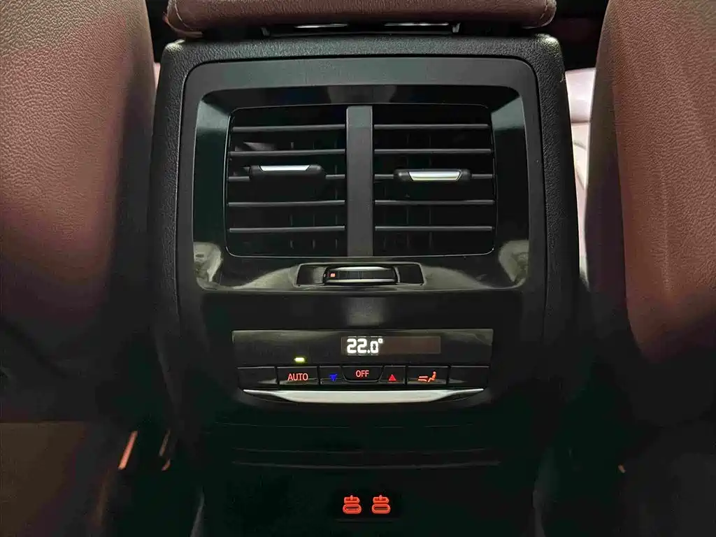 BMW X4 2021 — фото 10