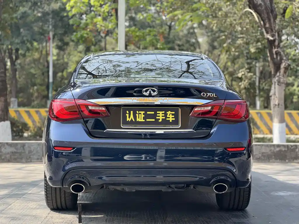 Infiniti Q70 2018 — фото 8