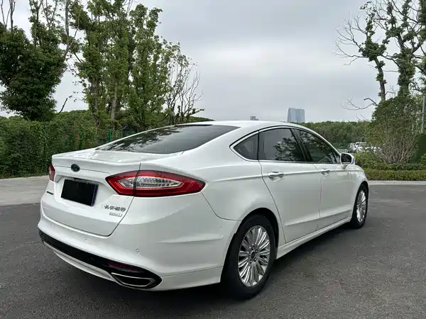 Ford Mondeo 2014