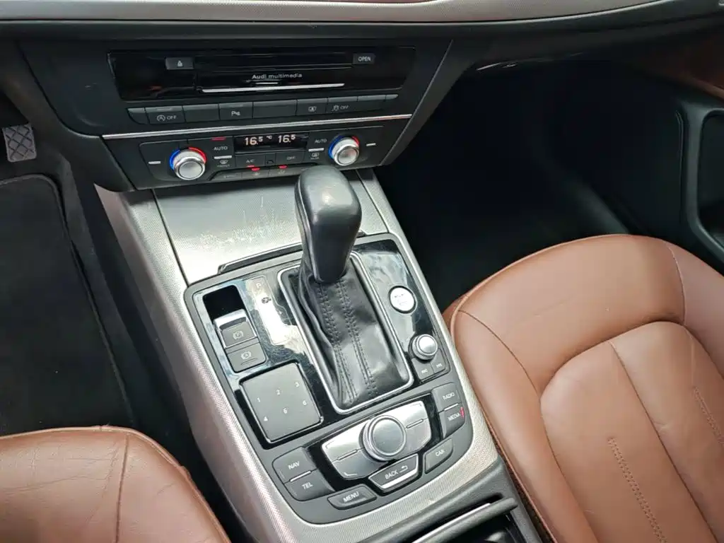 Audi A6L 2018 — фото 14