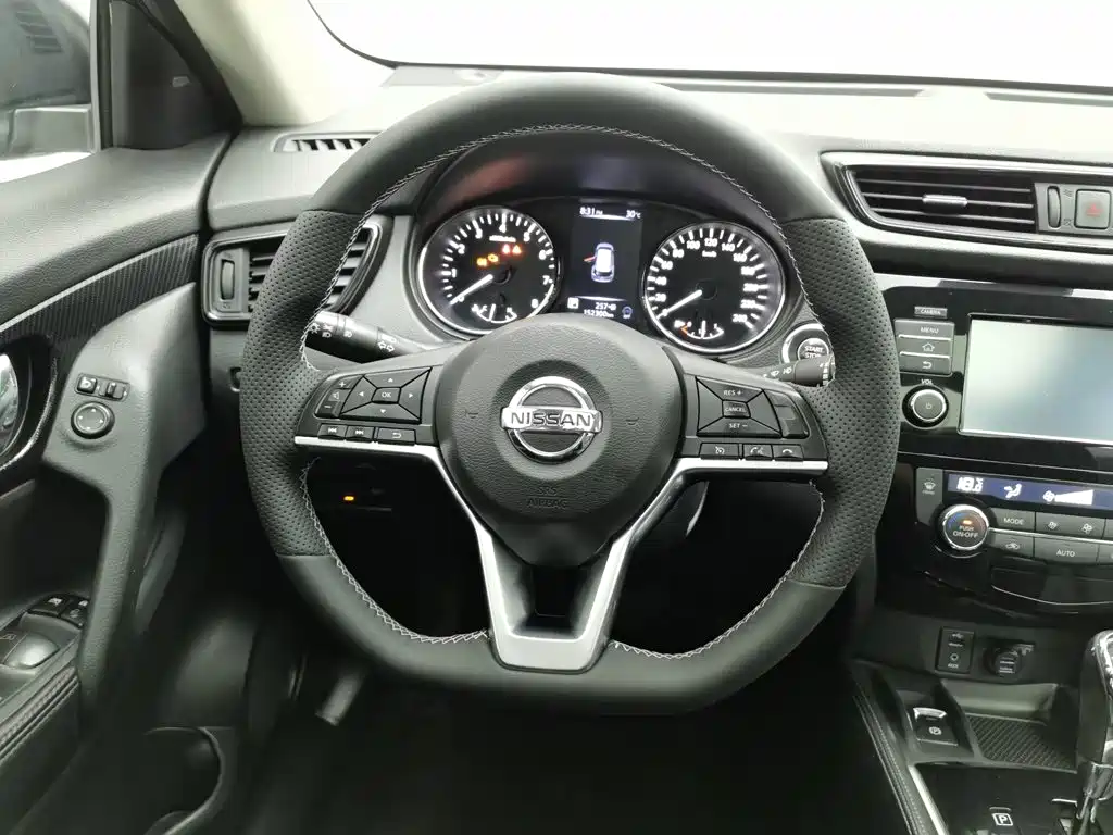 Nissan X-Trail 2017 — фото 11