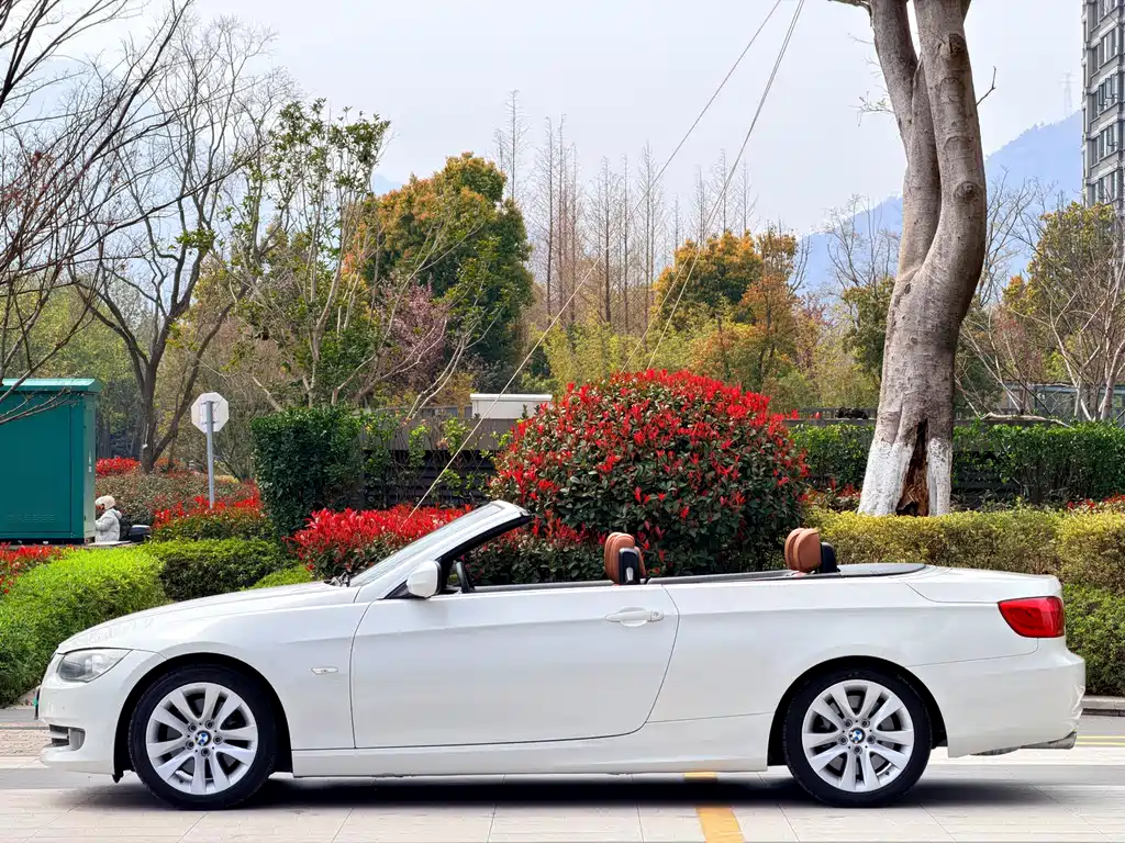 BMW 3 Series 2012 — фото 19
