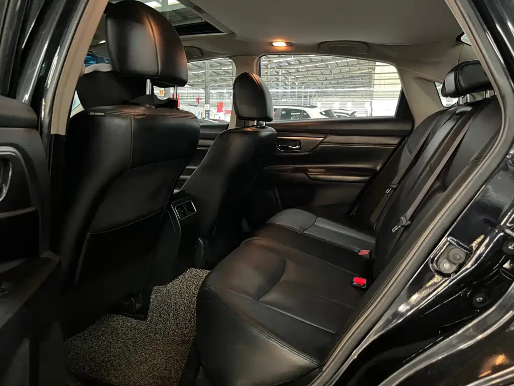 Nissan Teana 2015 — фото 12