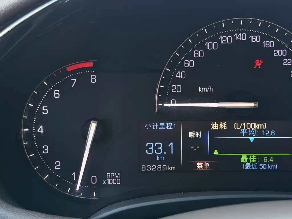 Cadillac XTS 2017 — фото 13